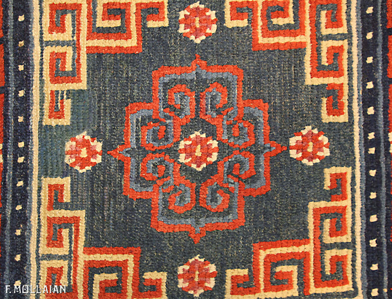 Antique Tibetan Rug n°:12373498